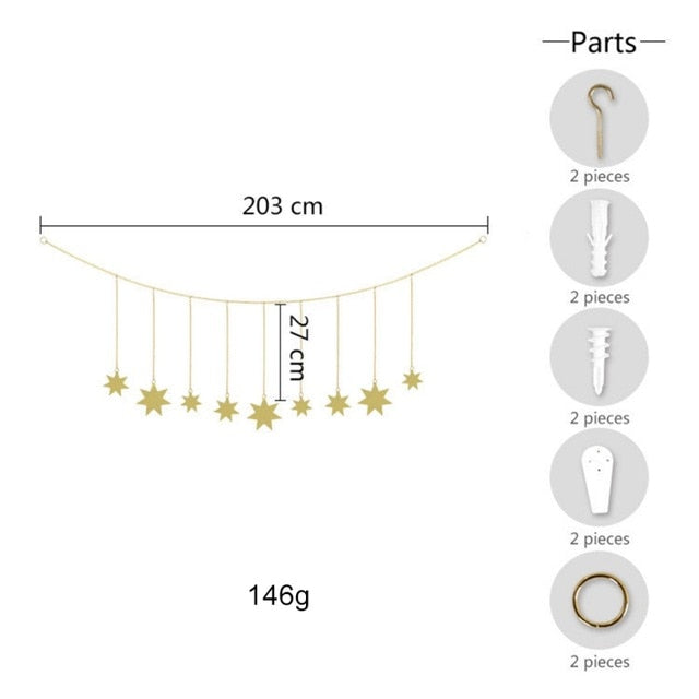 Moon-shaped chain