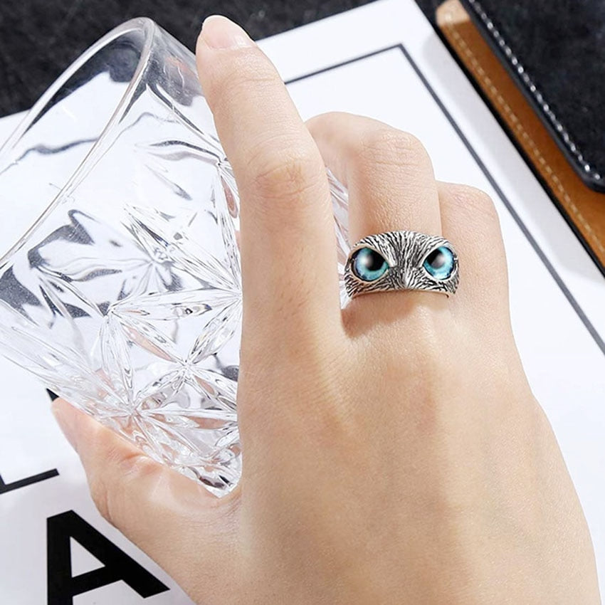 Blue-Eyed Owl