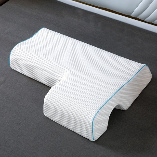 The Memory Foam Couple Pillow