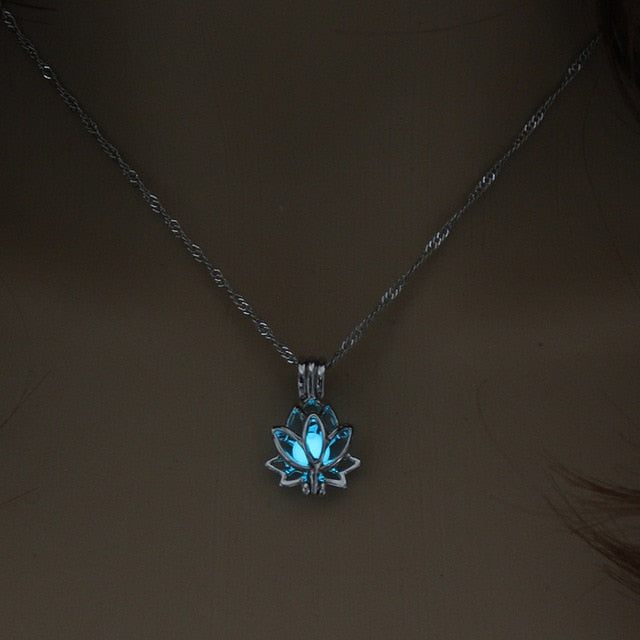lotus necklace